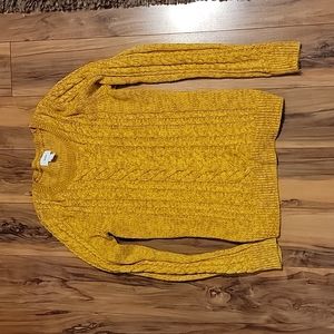 Old Navy Mustard sweater size S EUC